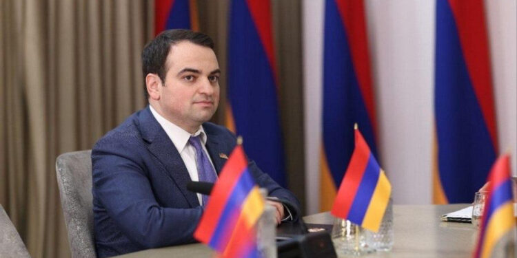 «Ուժեղ Հայաստան»-ը կվերցնի մանդատները. Նարեկ Կարապետյան (տեսանյութ)